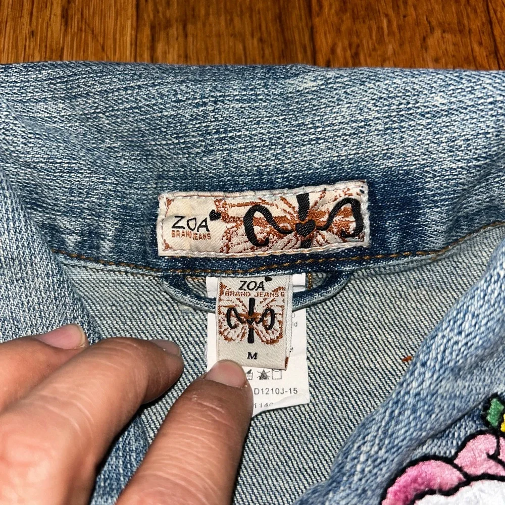 ZOA GRAND JEANS vintage Kids Blue Denim Jacket with Colorful Embroidery